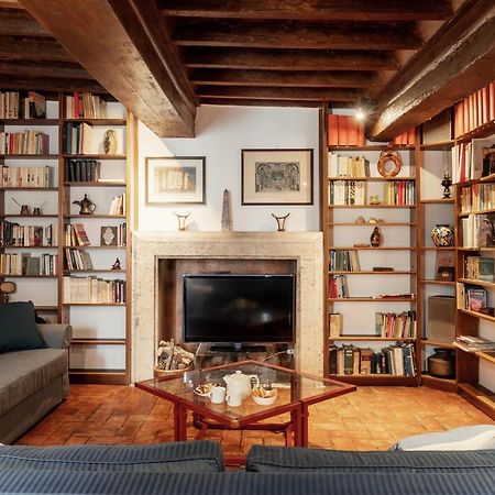 Domus Quiritum Charming, Appartamento D'Epoca A Campo De' Fiori 罗马 外观 照片