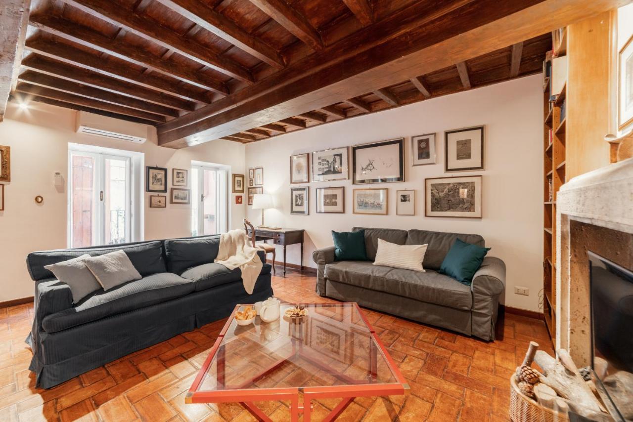 Domus Quiritum Charming, Appartamento D'Epoca A Campo De' Fiori 罗马 外观 照片