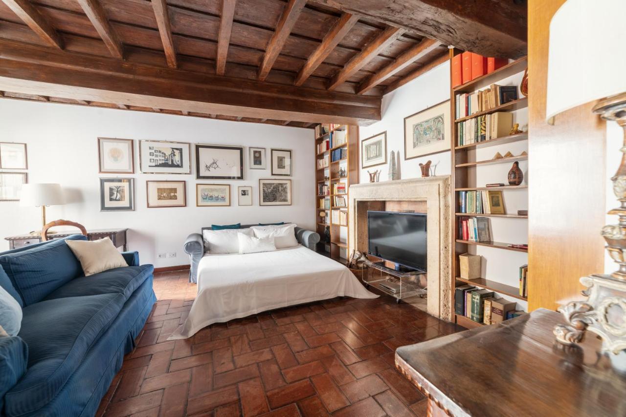 Domus Quiritum Charming, Appartamento D'Epoca A Campo De' Fiori 罗马 外观 照片