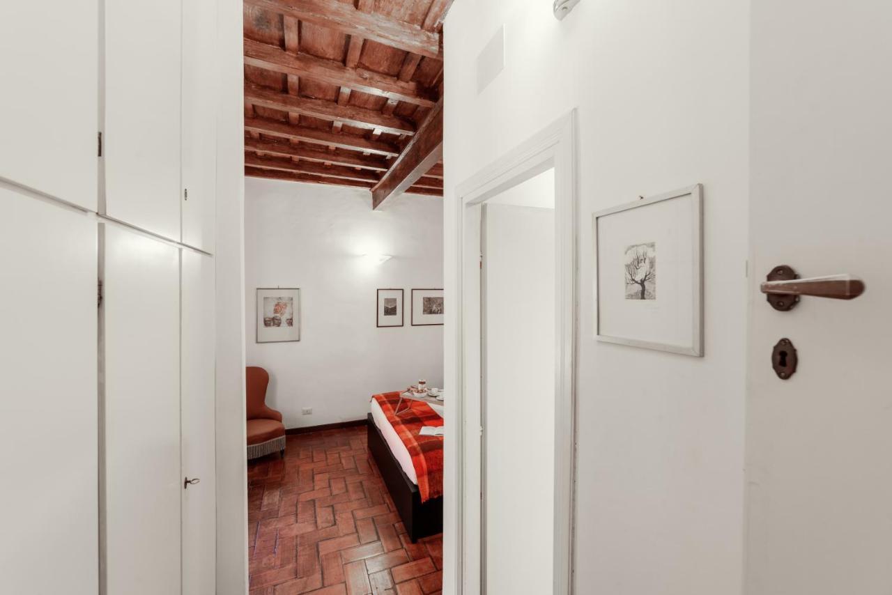 Domus Quiritum Charming, Appartamento D'Epoca A Campo De' Fiori 罗马 外观 照片